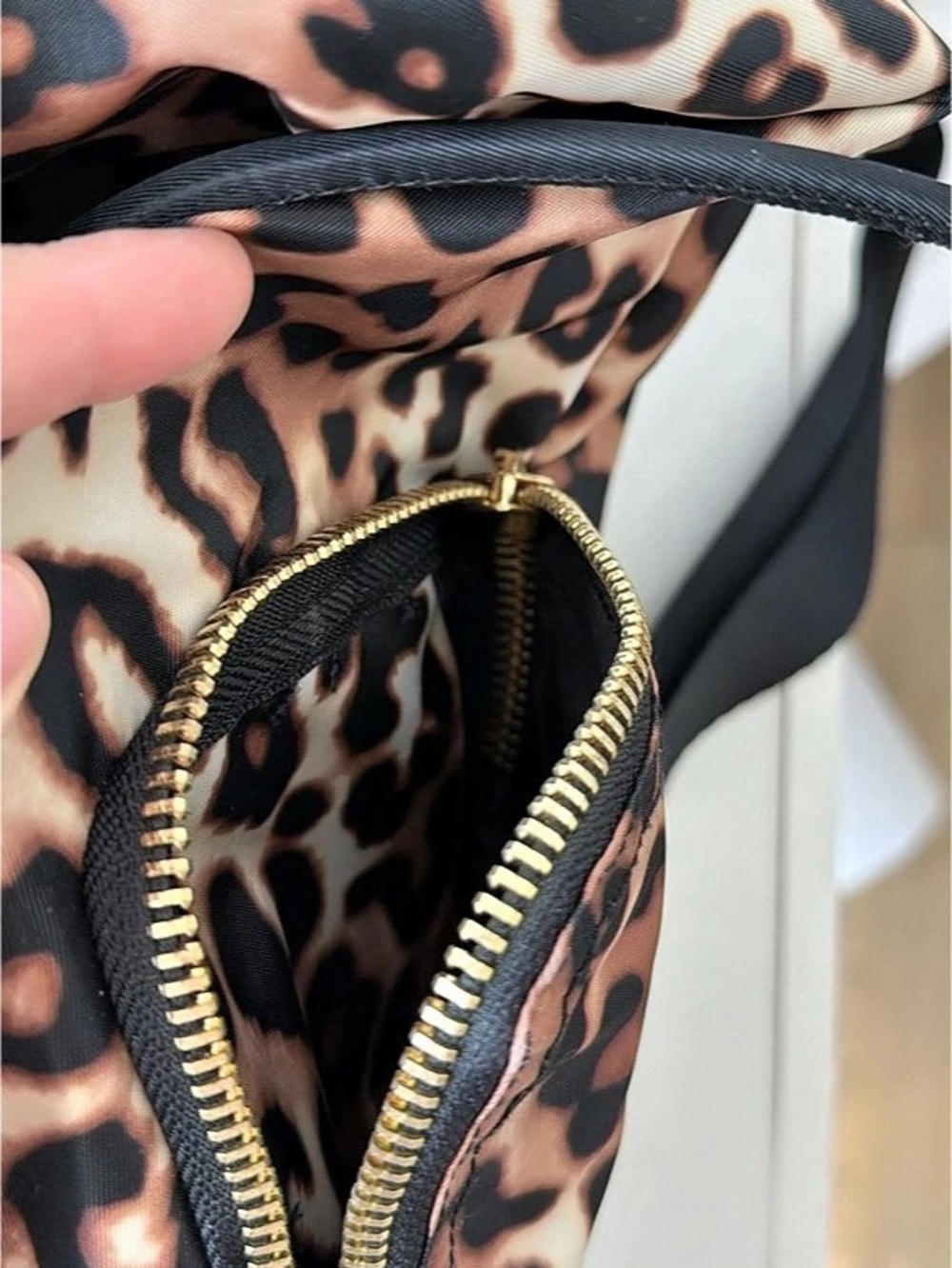 PINK Leopard Print Drawstring Backpack - Picture 10 of 10